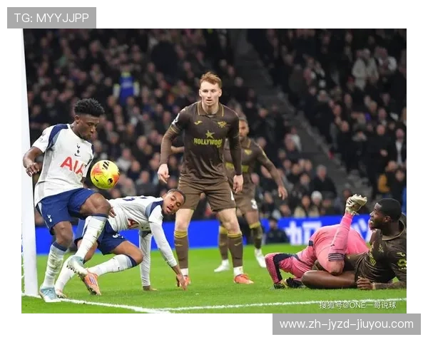 英超球员如何实现客场当天往返的高强度比赛